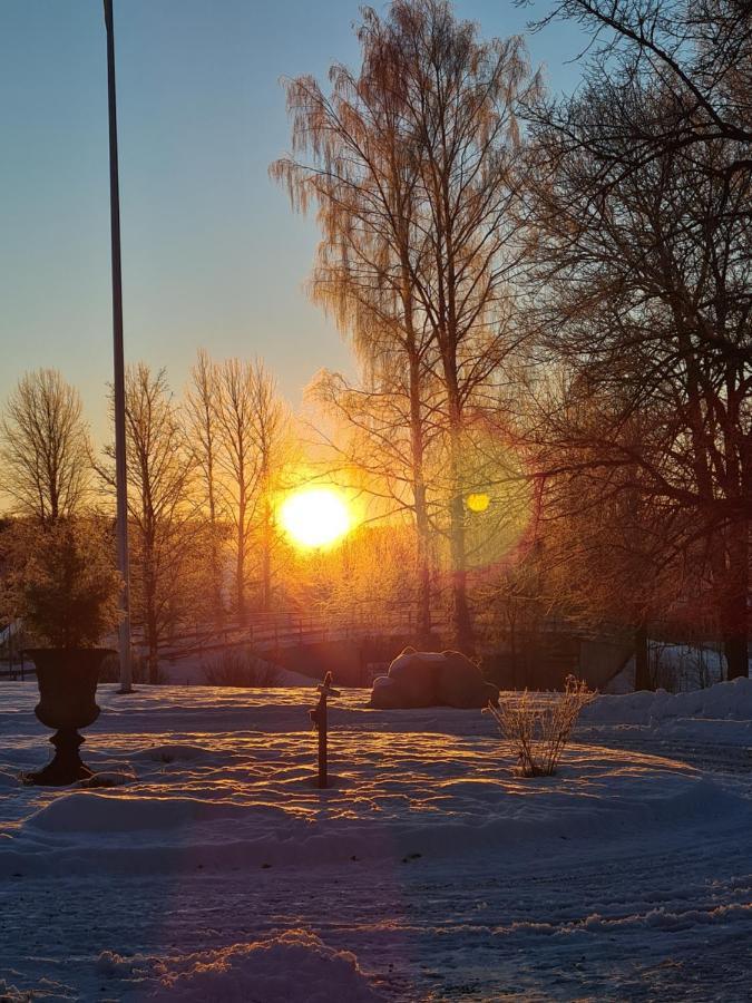 Skogsbrynet B&B, Bredsjoe Nya Herrgard Hallefors  Bagian luar foto