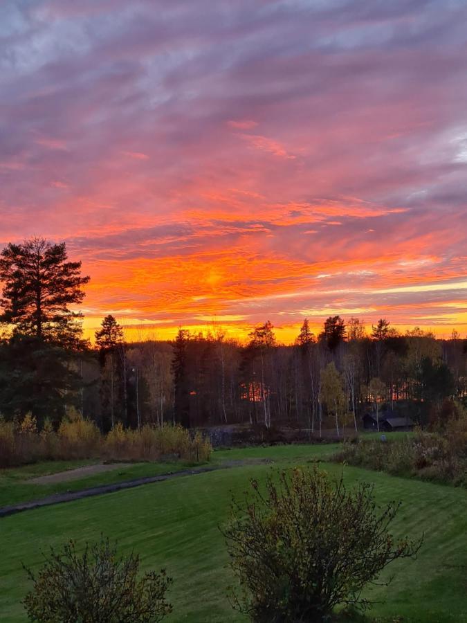 Skogsbrynet B&B, Bredsjoe Nya Herrgard Hallefors  Bagian luar foto